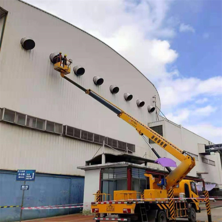 卢氏高空作业车出租服务：专业广告牌安装解决方案