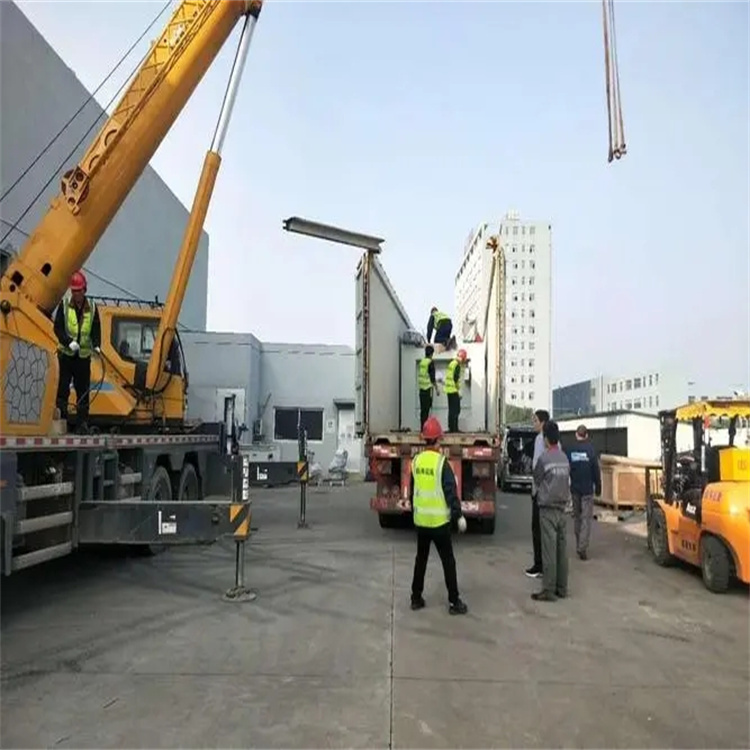 卢氏如何找到附近的吊车救援服务